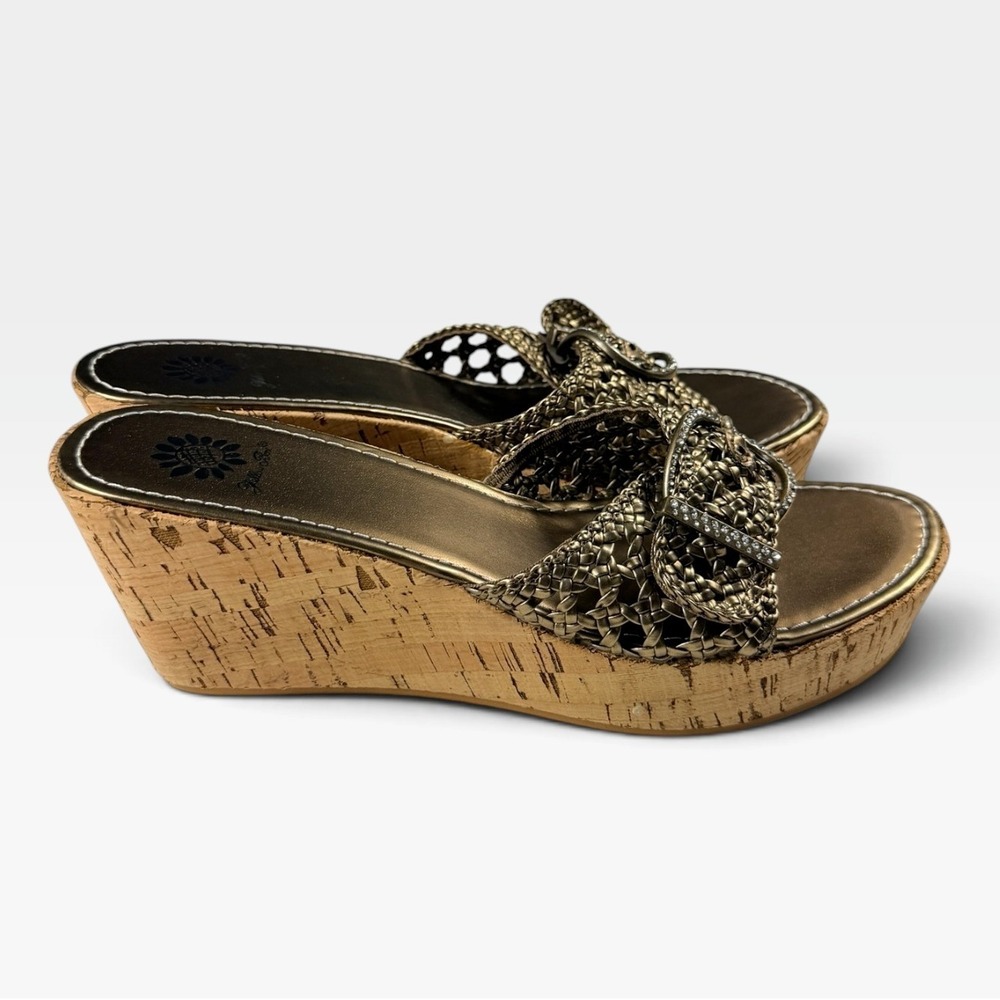 Yellow Box Debbie Wedge Sandals Womens 10 Bronze Woven Rhinestone Buckle New